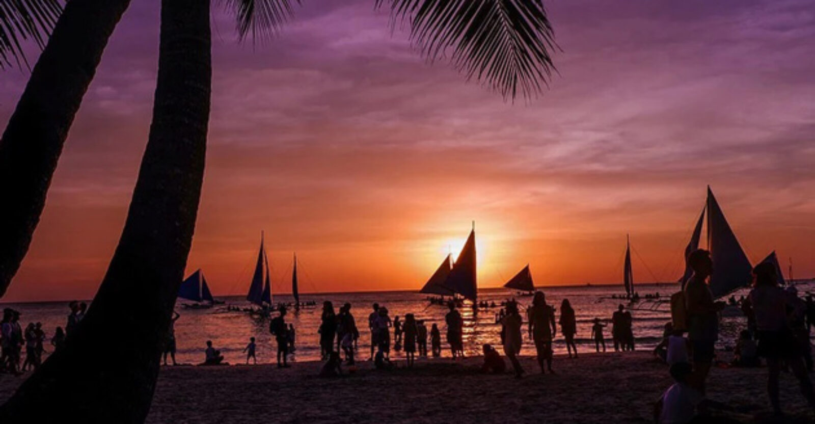 Boracay Nightlife - Best Bars & Nightclubs on Boracay Island - M.W.T.