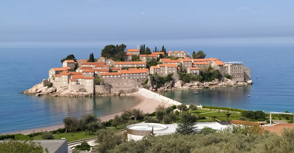How to get to Sveti Stefan Island - Things to do in Budva