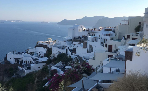 Kamari Places to visit in Greece Best things to do in Santorini Island