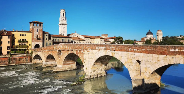 Ponte Pietra Things to do in Verona
